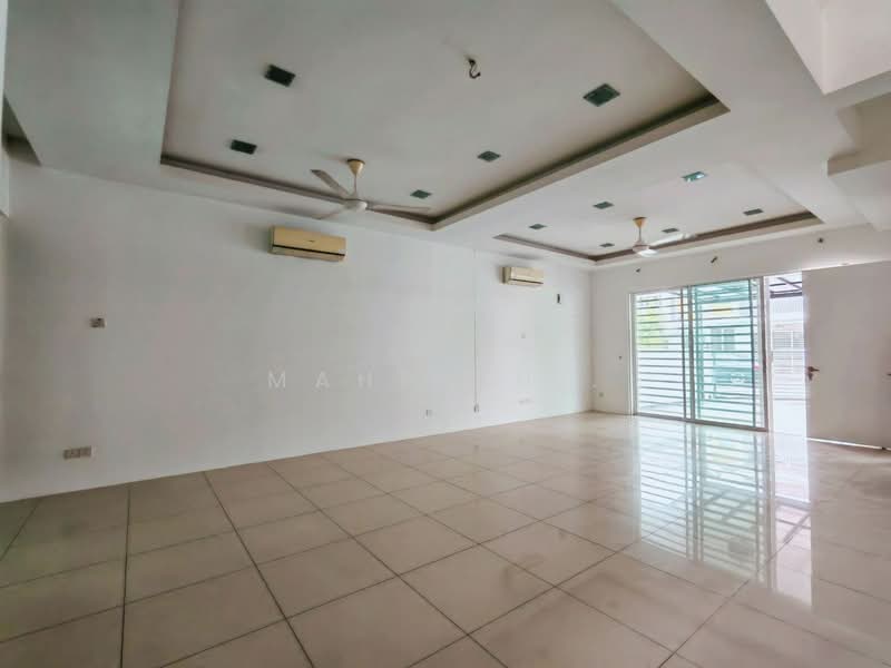 2-storey Terraced House for Sale in Bandar Teknologi Kajang (Kajang) - Mahirah . - Living Room - PropertyGuru.com.my