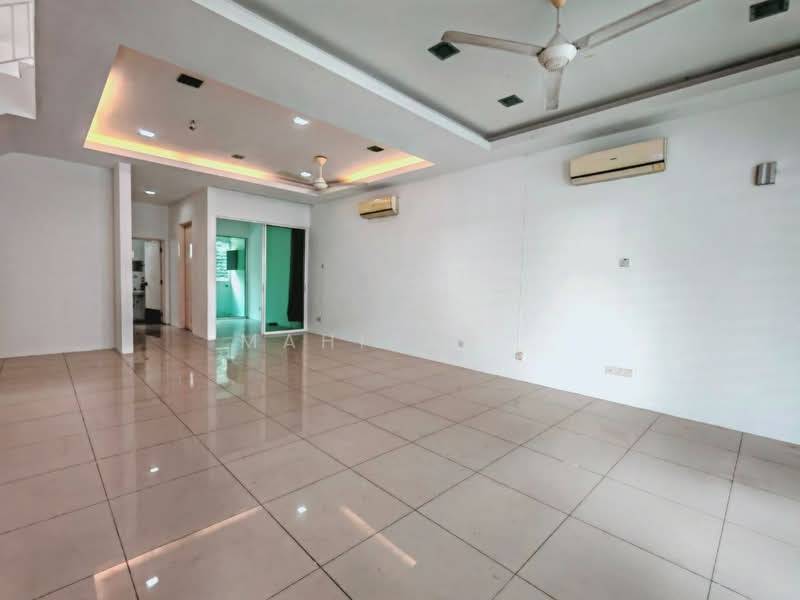 2-storey Terraced House for Sale in Bandar Teknologi Kajang (Kajang) - Mahirah . - Living Room - PropertyGuru.com.my