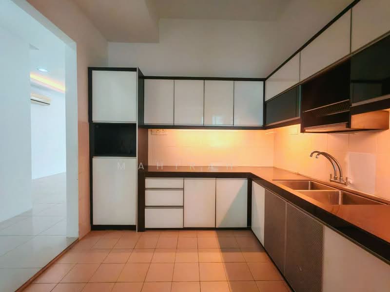 2-storey Terraced House for Sale in Bandar Teknologi Kajang (Kajang) - Mahirah . - Kitchen - PropertyGuru.com.my