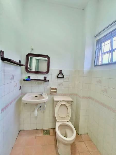 2-storey Terraced House for Rent in BANDAR PUCHONG JAYA (Puchong) - Derrick Yeong - Bathroom - PropertyGuru.com.my
