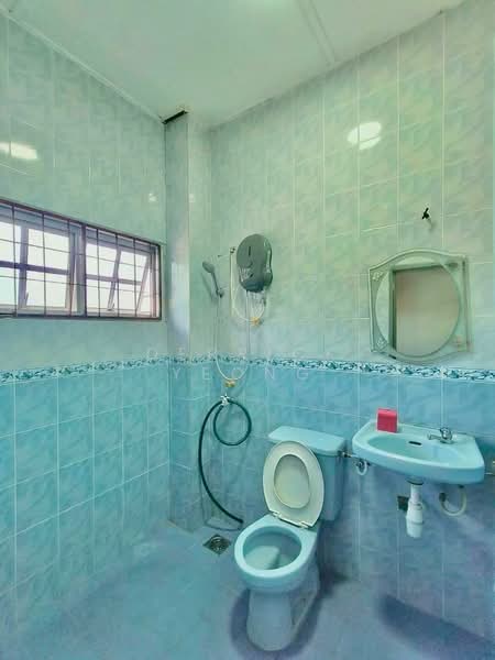 2-storey Terraced House for Rent in BANDAR PUCHONG JAYA (Puchong) - Derrick Yeong - Bathroom - PropertyGuru.com.my