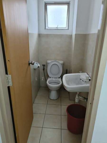 Kedai / Pejabat untuk Dijual di Johor Bahru (Johor) - LZ Lau - Bathroom - PropertyGuru.com.my