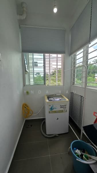 Kondominium untuk Disewa di Saville @ The Park - Lynda Yau - Balcony - PropertyGuru.com.my