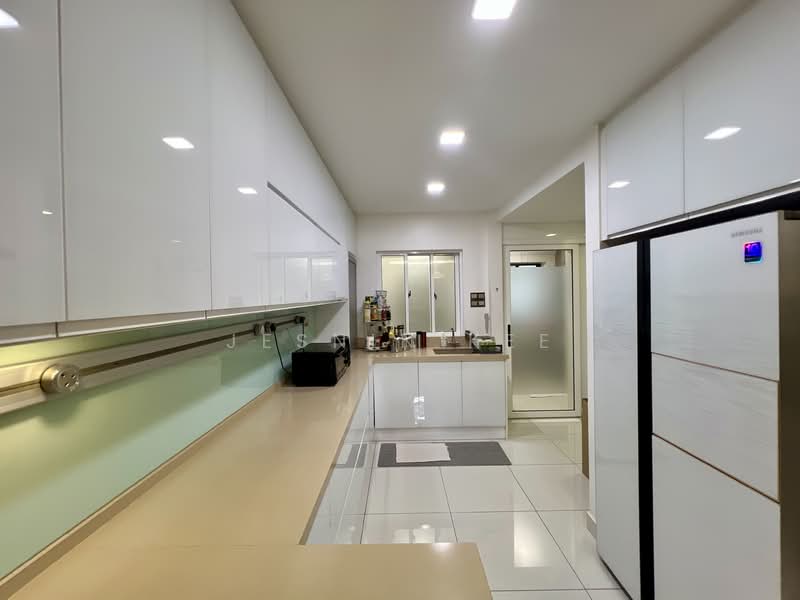 3-storey Terraced House for Sale in Taman Tasik Damai (Sungai Besi) - Jesnin Kee - Dry Kitchen - PropertyGuru.com.my