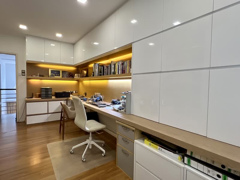 3-storey Terraced House for Sale in Taman Tasik Damai (Sungai Besi) - Jesnin Kee - Study - PropertyGuru.com.my