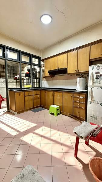 2-storey Terraced House for Sale in Taman Desa Cemerlang (Ulu Tiram) - LZ Lau - Kitchen - PropertyGuru.com.my