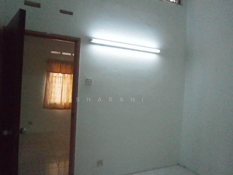 Rumah Teres 1 Tingkat untuk Dijual di Taman Wangsa Cheras (Cheras) - Esharani . - PropertyGuru.com.my