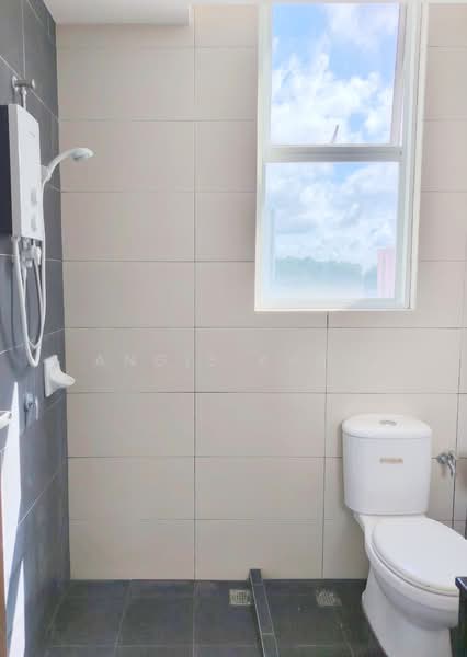 Condominium for Sale at D'Zone Condominium - Angie Khoo - Bathroom - PropertyGuru.com.my