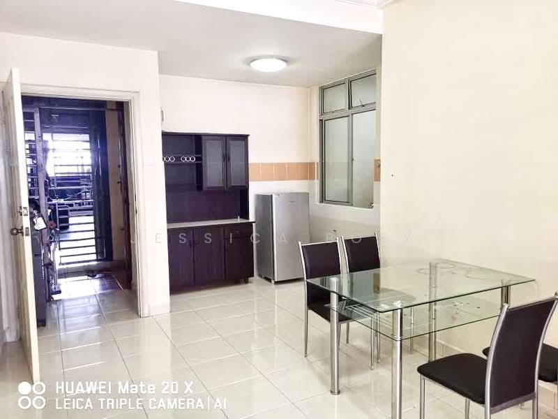 Pangsapuri untuk Dijual di Kipark Apartment - Jessica Boey - Kitchen - PropertyGuru.com.my