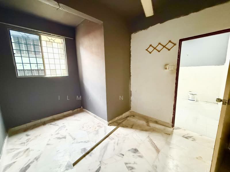 2-storey Terraced House for Sale in Bandar Rinching Seksyen 2 (Semenyih) - Ilman Nahri - Interior - PropertyGuru.com.my