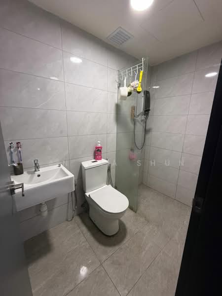 Service Residence for Rent at Altris Residences @ The Quartz WM - Wan Jia Shun - Bathroom - PropertyGuru.com.my