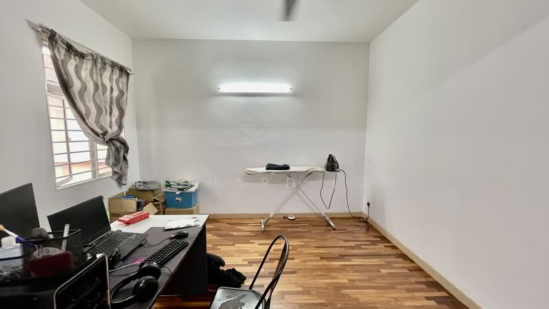 Rumah Berkembar untuk Dijual di Kemuning Utama Palma (Shah Alam) - Richard Low - PropertyGuru.com.my