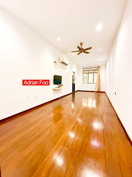 Rumah Teres 2 Tingkat untuk Disewa di Island Glades (Jelutong) - Adrian Foo - PropertyGuru.com.my
