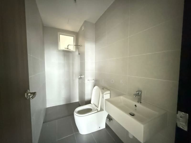 Servis Apartment untuk Dijual di TRELLIS RESIDENCES - Jin Teok - Bathroom - PropertyGuru.com.my
