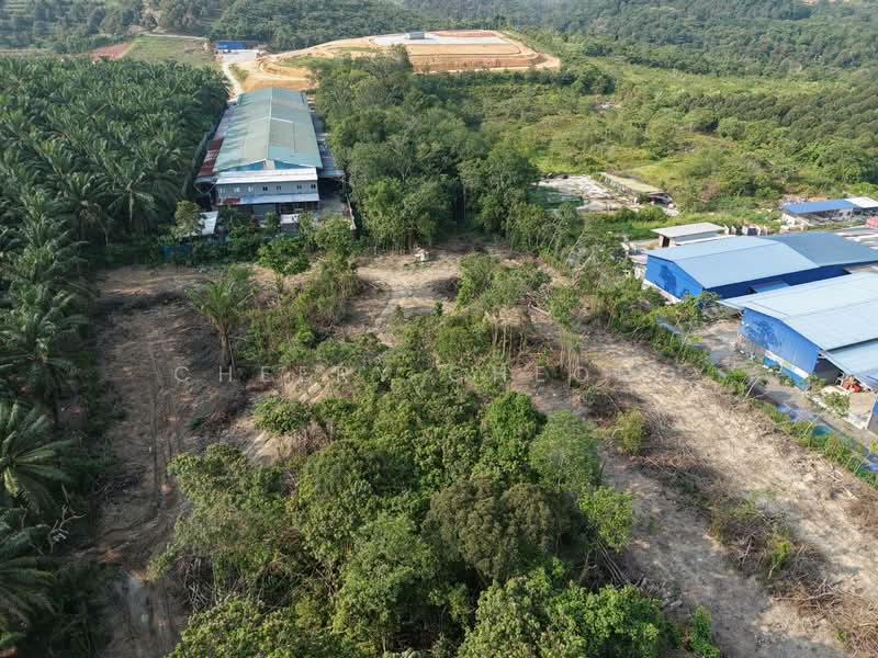 Agricultural Land for Sale in Kawasan Perindustrian Hi-Tech (Hulu Semenyih) - Cheery Cheong - Exterior - PropertyGuru.com.my