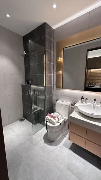 Servis Apartment untuk Dijual di The Era @ Duta North - Austin Lim - Bathroom - PropertyGuru.com.my