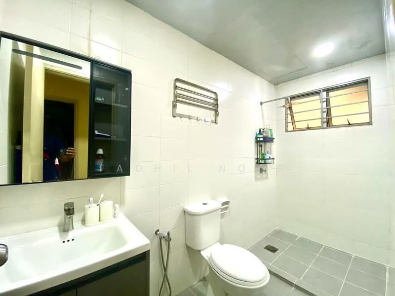 Service Residence for Sale at Suri Puteri - FADHIL NOOR - Bathroom - PropertyGuru.com.my