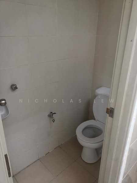 Rumah Bandar untuk Dijual di Taman Bukit Serdang (Seri Kembangan) - Nicholas Lew - PropertyGuru.com.my
