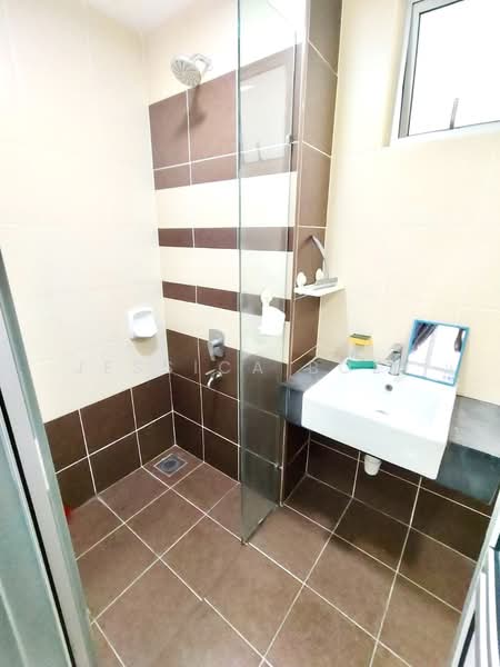 Service Residence for Sale at One Sentral Serviced Residence - Jessica Boey - Bathroom - PropertyGuru.com.my