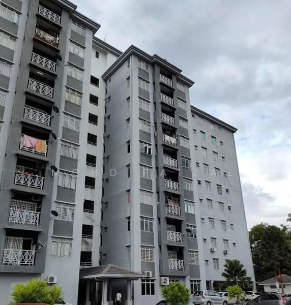Kondominium untuk Dijual di Desa Pelangi Condominium - Mohd Faizal - Exterior - PropertyGuru.com.my