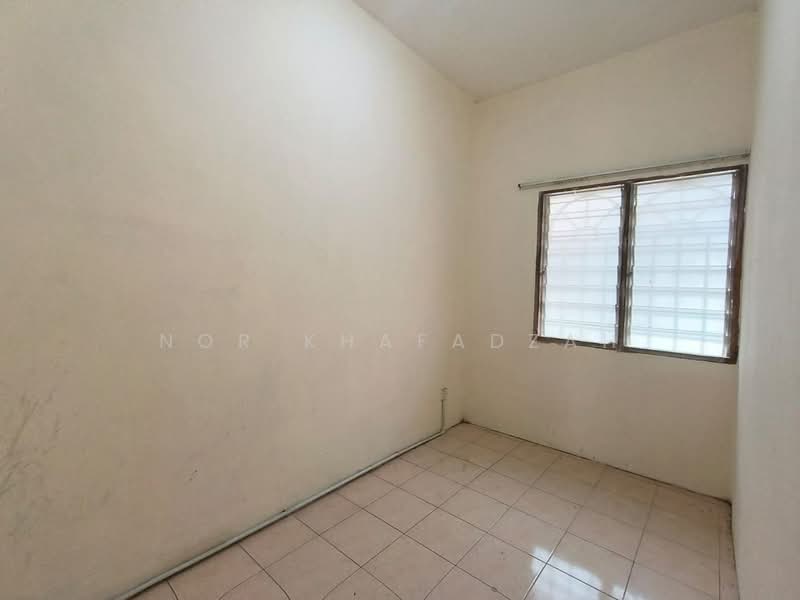 Rumah Teres 2 Tingkat untuk Dijual di Seksyen 32, Kemuning Green Ville (Shah Alam) - Nor Khafadzah - Interior - PropertyGuru.com.my