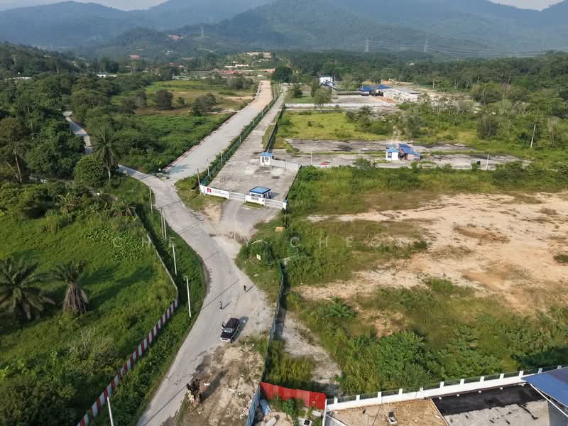 Agricultural Land for Sale in Kawasan Perindustrian Hi-Tech (Hulu Semenyih) - Cheery Cheong - Exterior - PropertyGuru.com.my