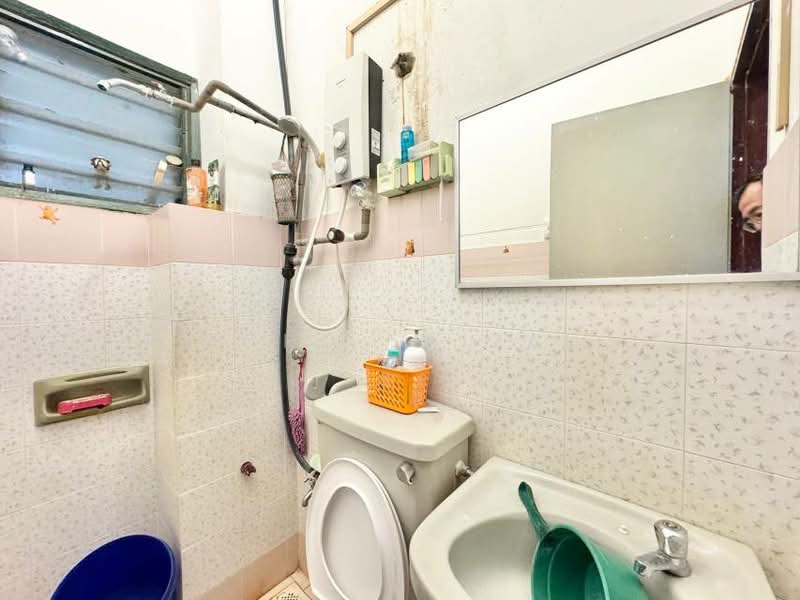 Rumah Teres 2 Tingkat untuk Dijual di Ulu Kelang (Kuala Lumpur) - Mohd Faizal - Bathroom - PropertyGuru.com.my
