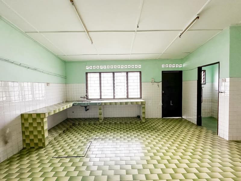 1-storey Terraced House for Sale in Kajang (Selangor) - Mohd Faizal - Kitchen - PropertyGuru.com.my