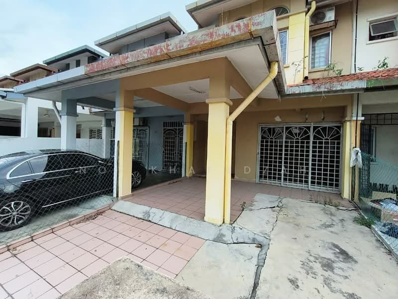 Rumah Teres untuk Dijual di Seksyen 32, Kemuning Green Ville (Shah Alam) - Nor Khafadzah - Exterior - PropertyGuru.com.my