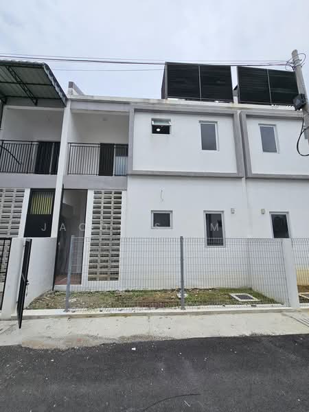 2-storey Terraced House for Rent in Dengkil (Selangor) - Jacob Simmon - PropertyGuru.com.my