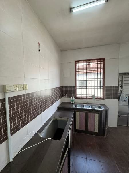Rumah Teres 1 Tingkat untuk Dijual di Skudai (Johor) - Eva Siow - Kitchen - PropertyGuru.com.my