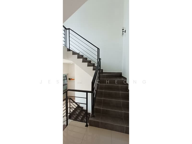 3-storey Terraced House for Sale in Taman Lembah Permai (Bukit Mertajam) - Jessie Cheong - stairway - PropertyGuru.com.my