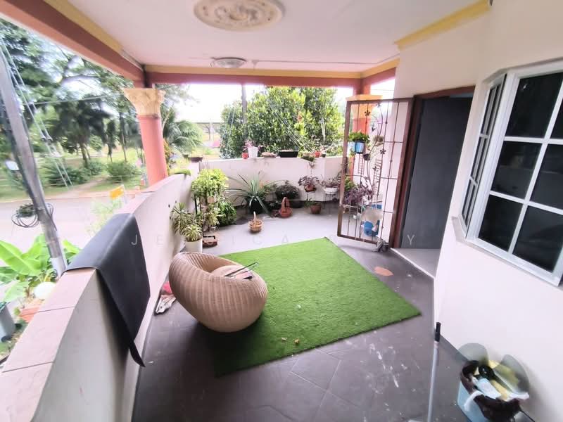 2-storey Terraced House for Sale in Taman Scientex Pasir Gudang (Pasir Gudang) - Jessica Boey - Balcony - PropertyGuru.com.my