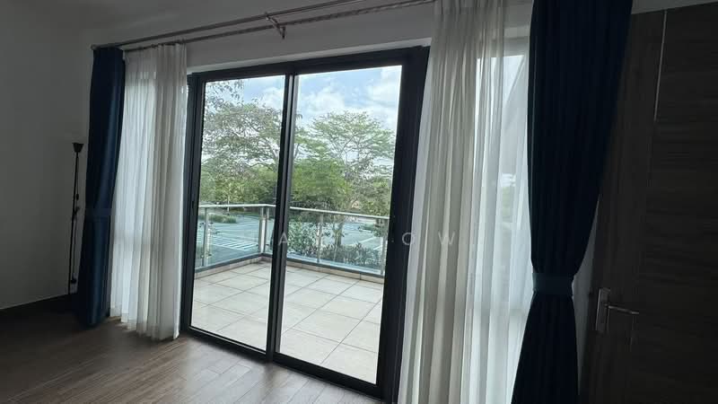 Twin Villa for Rent in Forest City (Gelang Patah) - May Low - forest-city-golf-villa-master-bedroom.jp - PropertyGuru.com.my