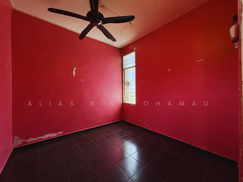 1-storey Terraced House for Sale in Kampung Mengabang Lekor (Batu Rakit) - Alias Bin Mohamad - PropertyGuru.com.my