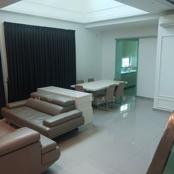 Rumah Teres untuk Dijual di Kota Masai (Pasir Gudang) - Mohd Nazri - Living Room - PropertyGuru.com.my