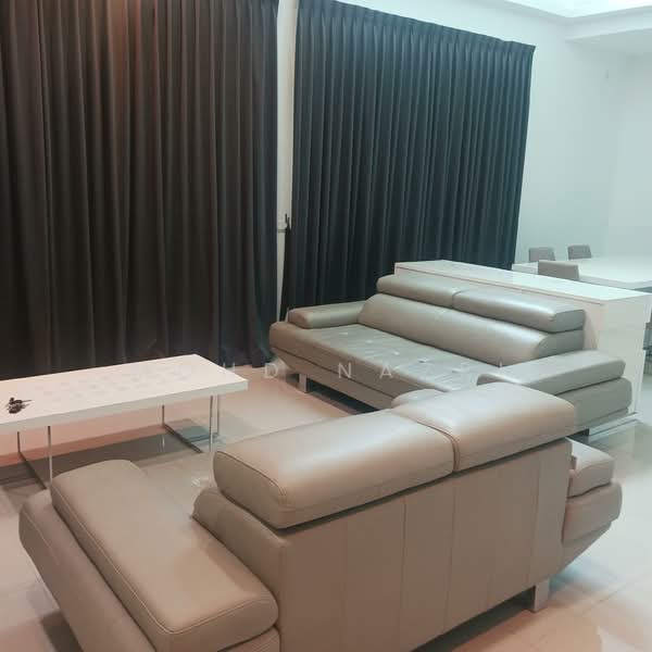 Rumah Teres untuk Dijual di Kota Masai (Pasir Gudang) - Mohd Nazri - Living Room - PropertyGuru.com.my