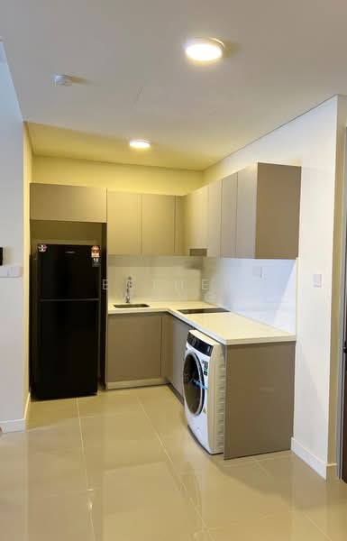 Service Residence for Rent at 8th & Stellar - Esther Wong - Kitchen - PropertyGuru.com.my