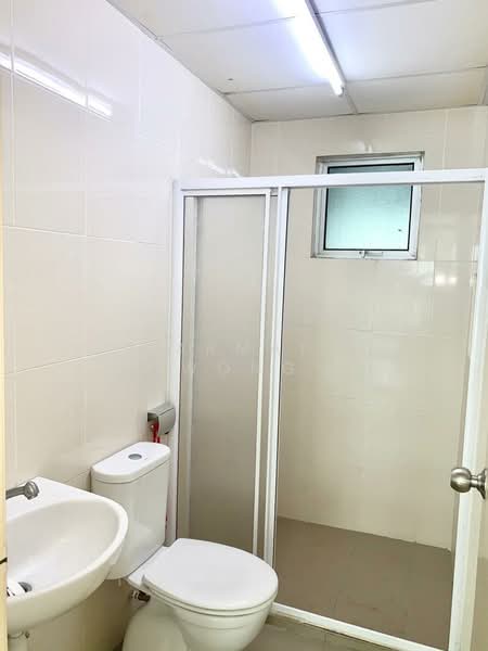 Service Residence for Rent at OUG Parklane - Charmaine Wong - Bathroom - PropertyGuru.com.my