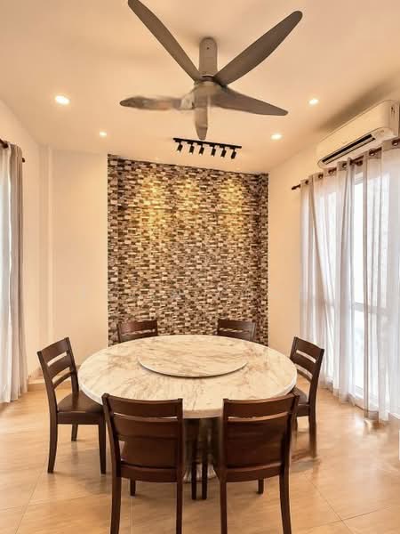 Banglo Lot Kosong untuk Dijual di Taman Kota Permai (Bukit Mertajam) - Elvin Choo - Dining Room - PropertyGuru.com.my