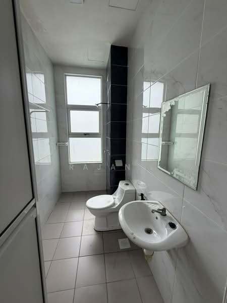 Service Residence for Rent at D'carlton (Residensi Seri Mega) - Rajan . - PropertyGuru.com.my