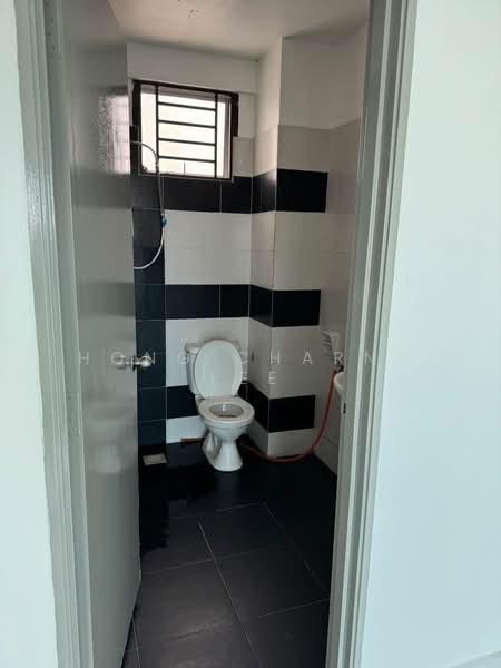 Apartment for Rent at The Twin Residences - Hong Charng Lee - Bathroom - PropertyGuru.com.my