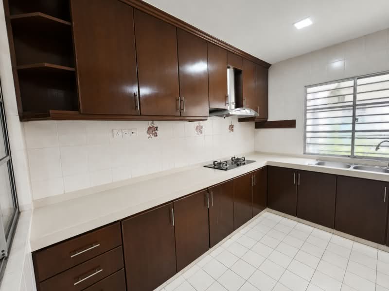 Rumah Teres 2 Tingkat untuk Dijual di Putra Permai (Subang Jaya) - Jason Ooi - Kitchen - PropertyGuru.com.my