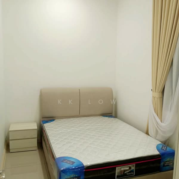 Service Residence for Rent at D'Pristine - KK Low - Bedroom - PropertyGuru.com.my