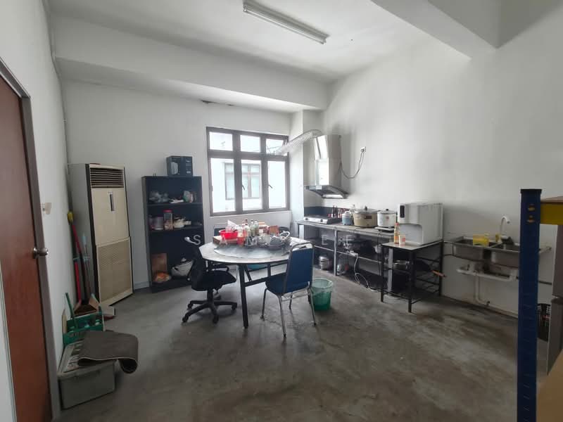 Kedai / Pejabat untuk Disewa di Eco Botanic (Iskandar Puteri (Nusajaya)) - Sam Tee - Kitchen - PropertyGuru.com.my