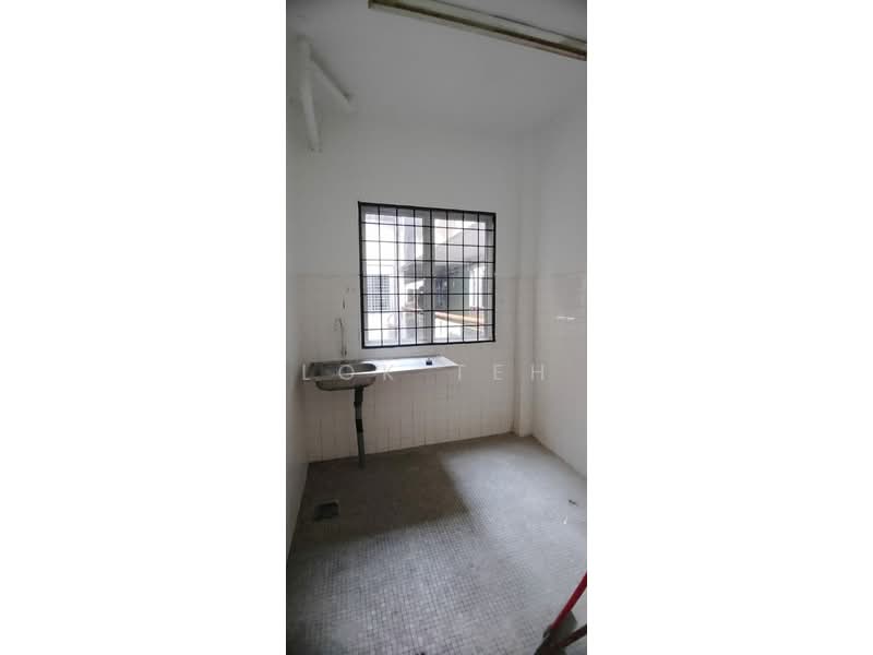 Flat for Sale at Taman Cheras Awana - Lok Teh - Kitchen - PropertyGuru.com.my
