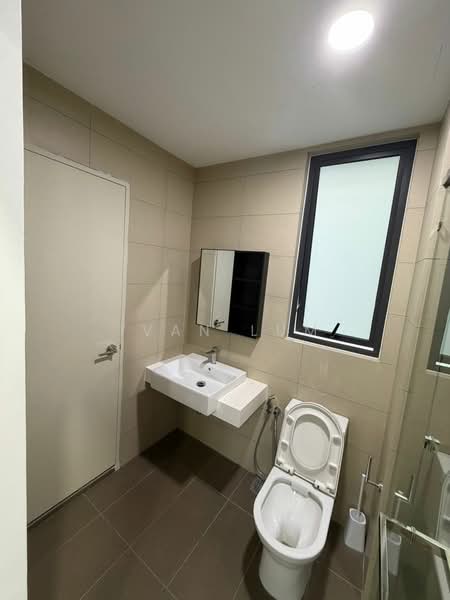 Kondominium untuk Disewa di Kuchai Sentral - Ivan Lum - Bathroom - PropertyGuru.com.my
