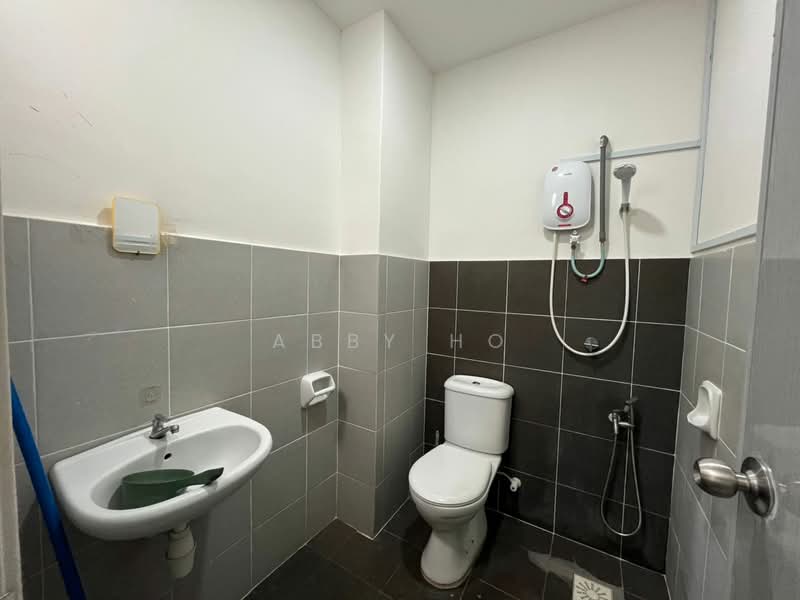 Apartment for Rent at Rumah Pangsa Bukit Baru Jaya - Abby Ho - Bathroom - PropertyGuru.com.my