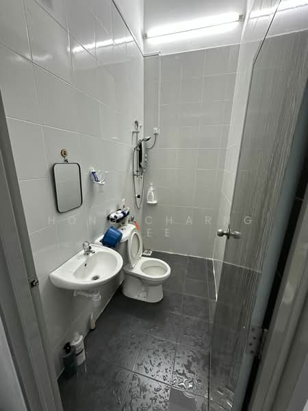 Terraced House for Rent in Skudai (Johor) - Hong Charng Lee - Bathroom - PropertyGuru.com.my