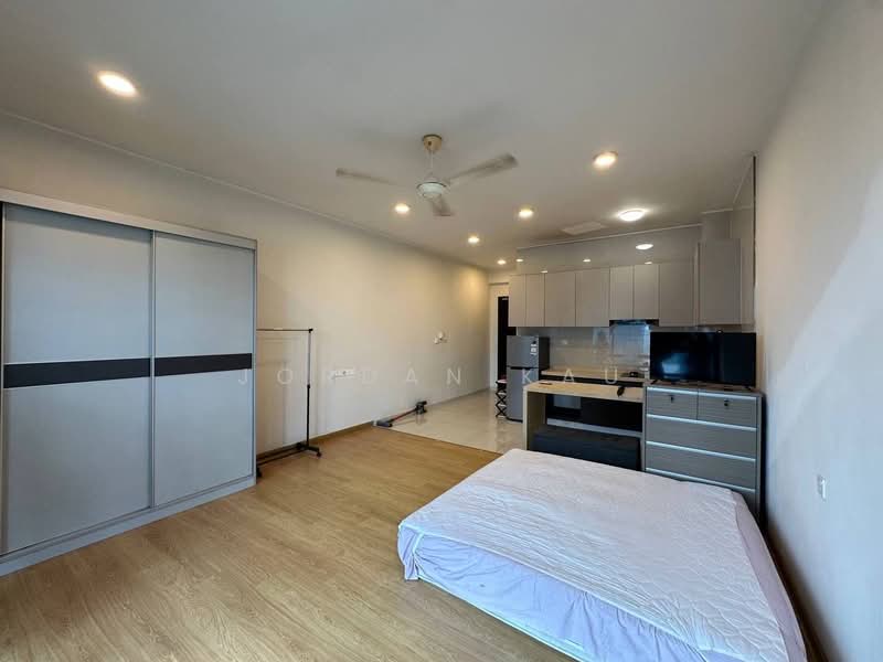 Condominium for Rent at Amberside @ Country Garden Danga Bay - Jordan Kau - PropertyGuru.com.my